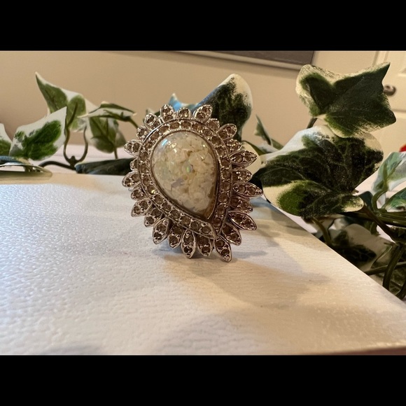 FASHION JEWELRY-VINTAGE silver ring with diamonds imitation - Picture 3 of 8